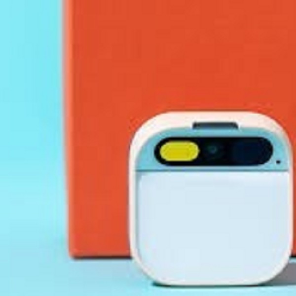 Humane AI Pin non ha avuto il successo sperato, ora l’Azienda deve risolvere il problema