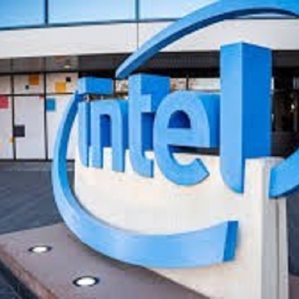 Intel sta affrontando notevoli difficoltà finanziarie