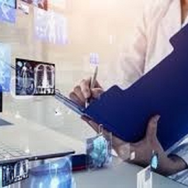 La sfida dei modelli linguistici AI nel settore medico: allucinazioni frequenti nelle sintesi clinic