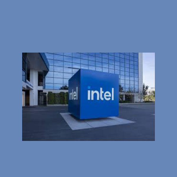 Intel tra perdite e cambi di strategia: addio a Falcon Shores, ritardi per Xeon Clearwater Forest