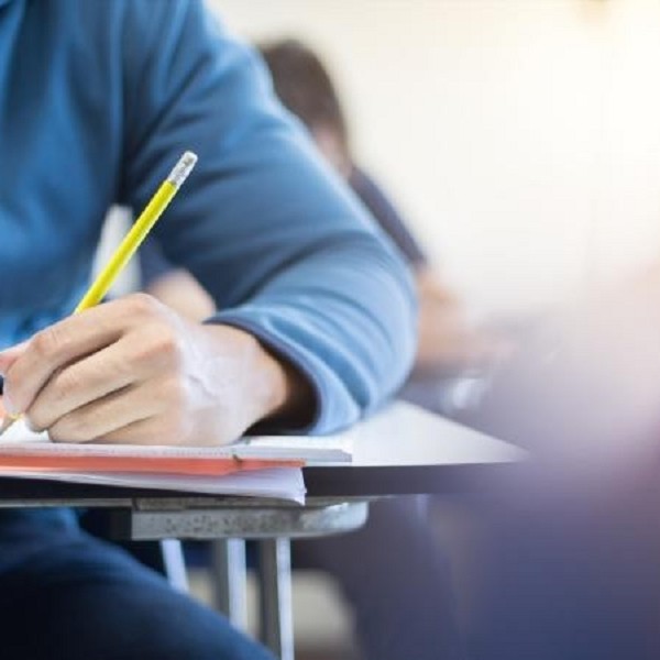 L’Intelligenza Artificiale alla Prova di Maturità