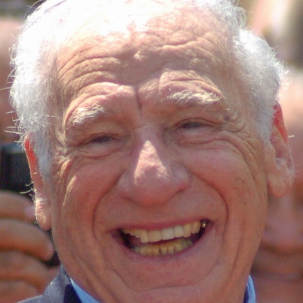 Mel Brooks: Un genio della commedia che ha cambiato Hollywood con la sua visione irriverente