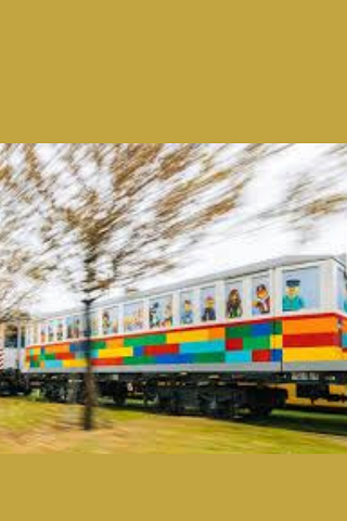 Il primo tram LEGO a grandezza naturale a Budapest